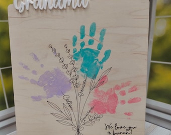 Mother's Day DIY Handprint Sign