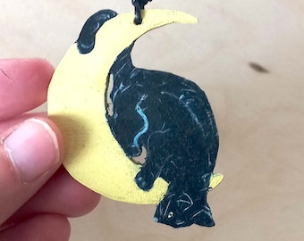 black cat and moon pendant, cat and moon pendant, cat wood pendant, cat and moon jewelry, cat lovers gift, cat pendant, cat necklace