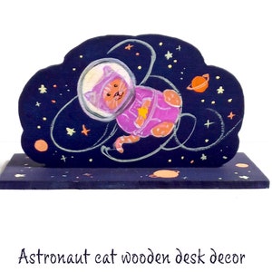 Arredamento in legno per la camera dei bambini del gatto astronauta, arredamento in legno fatto a mano da assemblare, arredamento carino per la scrivania del gatto spaziale, arredamento per la casa in legno del gatto, arte spaziale e gatto