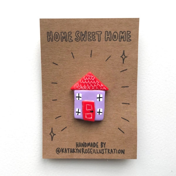 Happy new home handmade polymer clay pin | Handpainted cute little house | Unique gift ideas