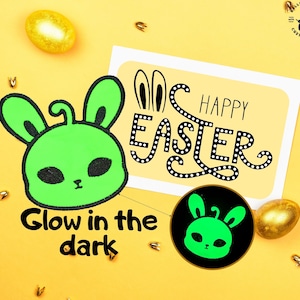 Brilha no escuro Alien Easter Iron on Patch, com Cute Wishes Card. Pequenos presentes que significam muito.