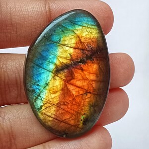 Flashy Labradorite Cabochon: Multi-Fire Gemstone for Jewelry Making