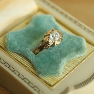 Art Deco Solitaire Diamond Ring with complete Appraisal