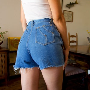 Vintage 70s 100% Cotton High Waisted Denim Jean Cut-off Shorts