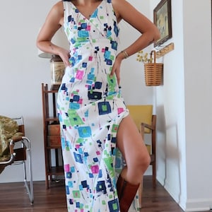 Vintage 60&#39;s 70&#39;s Geometric Shaped Patterned Open Back Maxi Dress