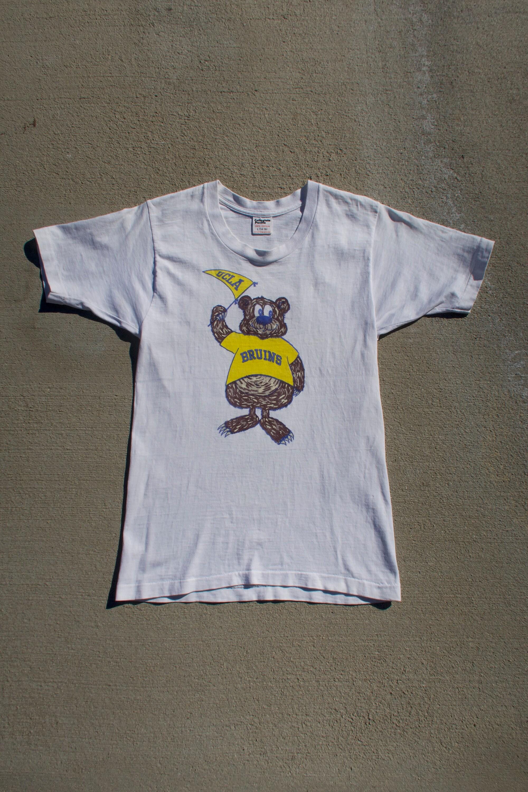 Vintage 70's Collegiate Pacific Bear College Graphic Single Vintage 70's Collegiate Pacific Bear College Graphic Single