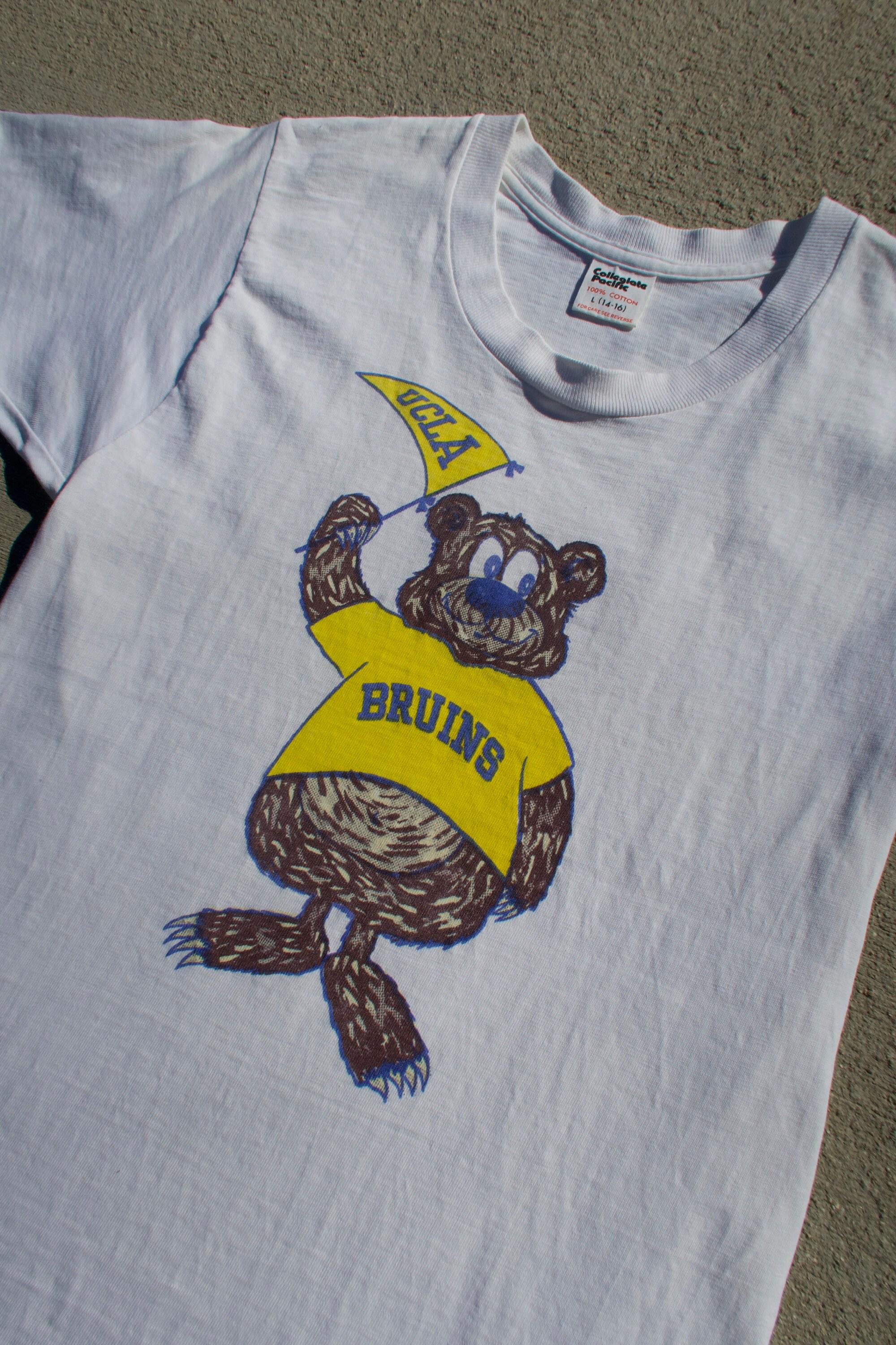 Vintage 70's Collegiate Pacific Bear College Graphic Single Vintage 70's Collegiate Pacific Bear College Graphic Single