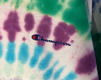Champion Tie Dyed Long Sleeve Size Large