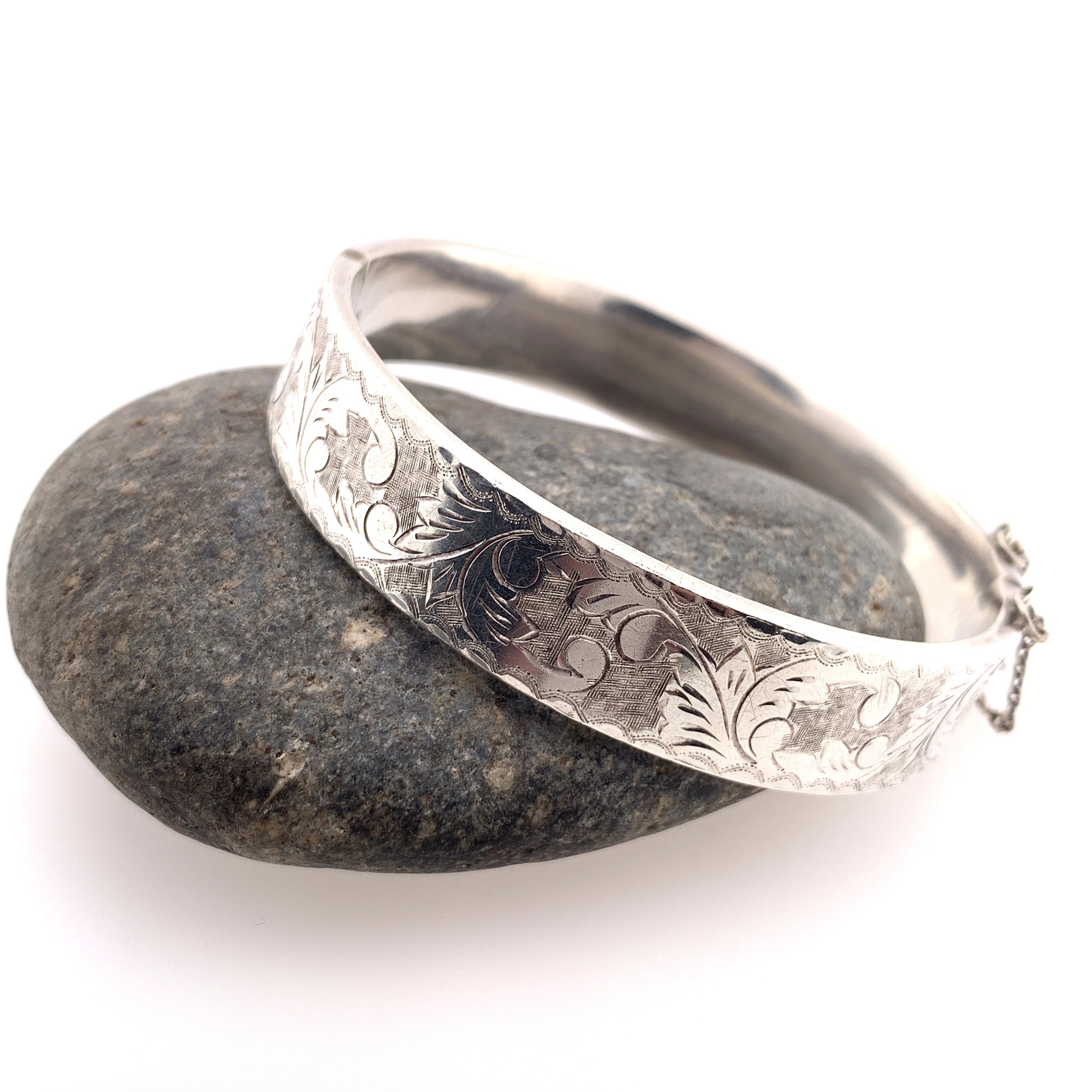 Etched Bracelet with Safety | Vintage Sterling Silver | Leaf Patternedthumbnail