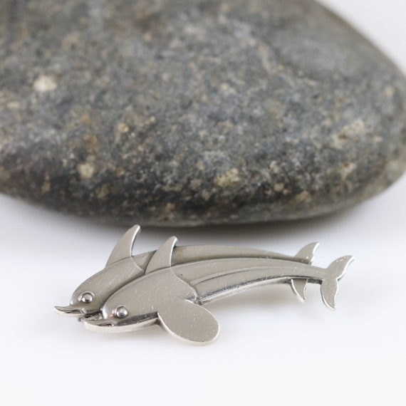 Georg Jensen Twin Dolphins Brooch | Vintage Sterl… - image 1