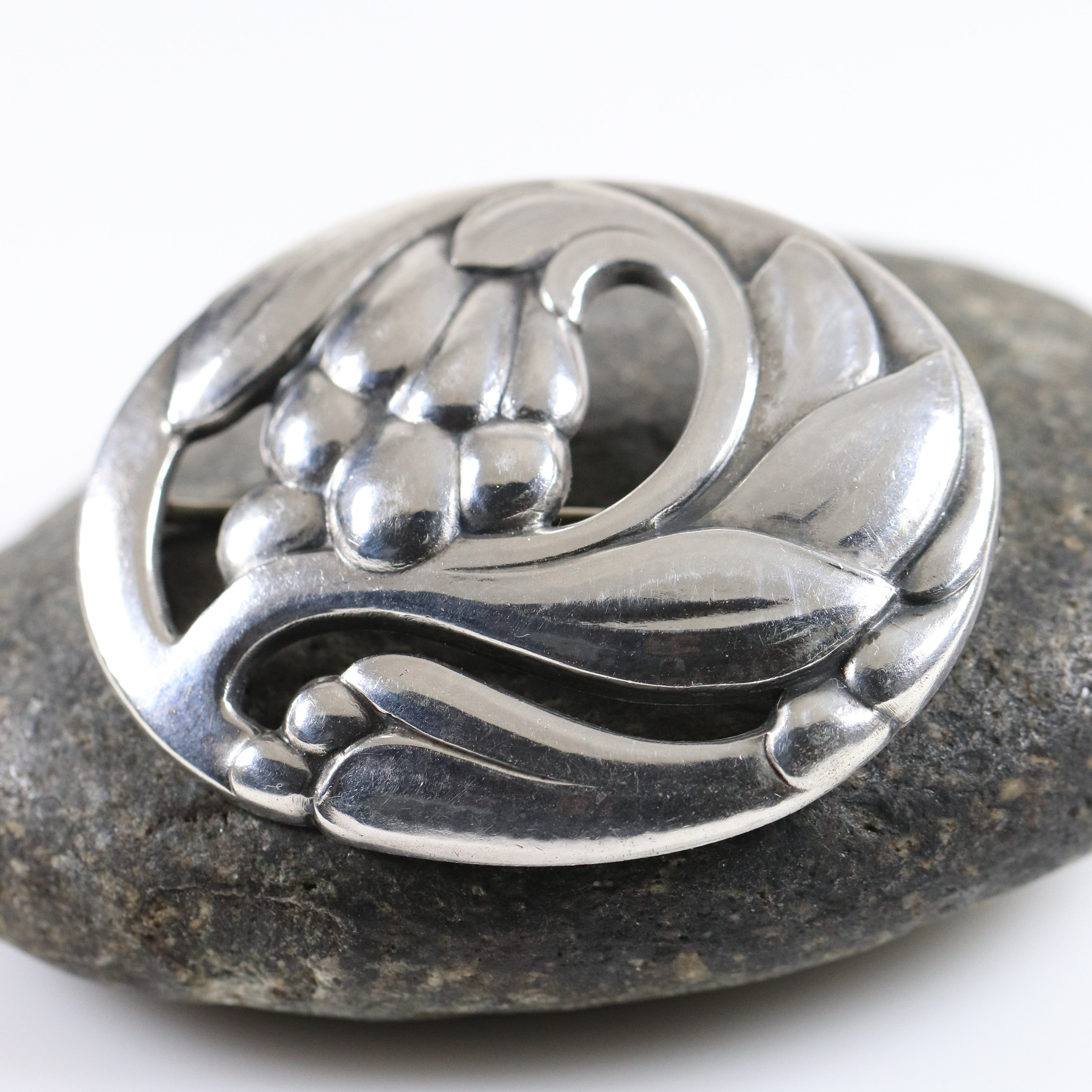   ジョージ ジェンセン シルバー ダブブローチ #204 Georg Jensen ジョージ ジェンセン シルバー ダブブローチ #204