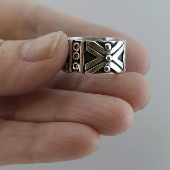 Handcrafted Patterned Taxco Ring | Sterling Silve… - image 3