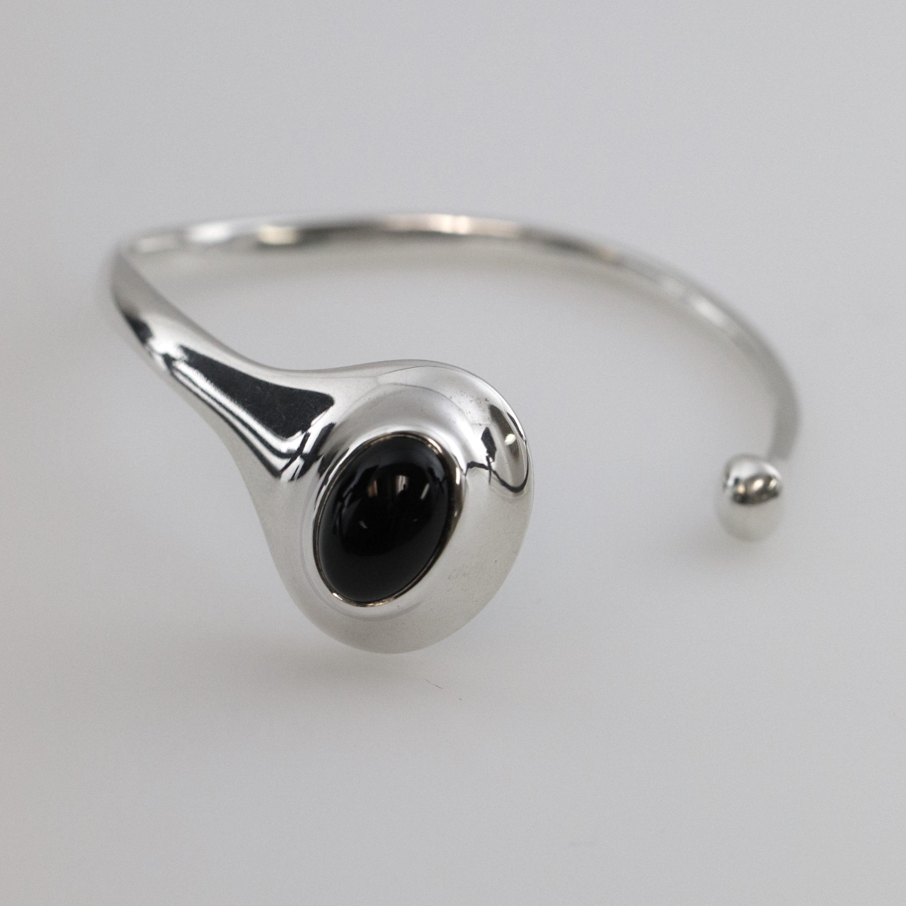 Maison Vivian★ジュエリー The Moissanite Collection – Tagged 