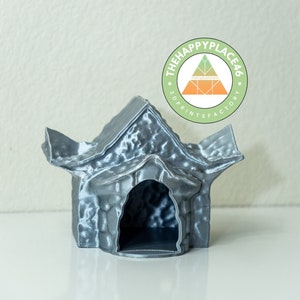 Fantasy hide for Geckos Frogs or Snakes