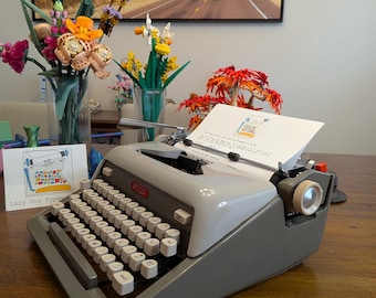 1961 Grey Royal Futura 800 - Serviced and Ready to Write
