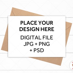 Maquette de carte de voeux, maquette d’invitation 5x7, maquette d’enveloppe kraft de PNG DE PSD, maquette de psd de photo numérique avec objet intelligent