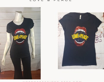 Women Tops- Short sleeve T shirt sequin Love & Peace