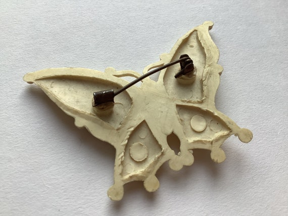 Broche Papillon En Plastique - Modèle 102 - État Neuf (Occasion)