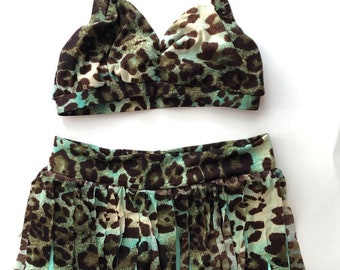 Womens SMALL mint / light green cheetah dance outfit / costume. Halter bra top with matching skirt with built in booty shorts.