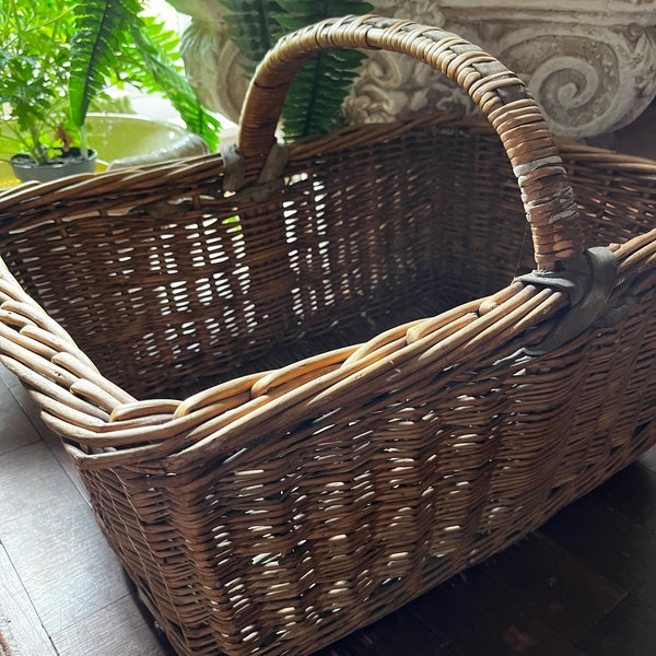 Large Vintage Wicker Basket