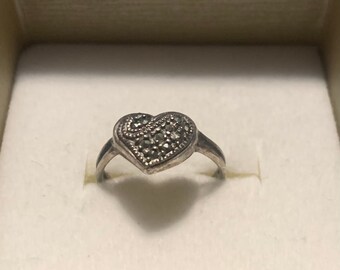 Sterling silver heart ring