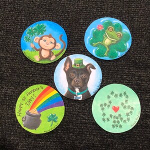 2019 Cute St. Patrick's Day 1.25 pollici Button / Pin & Magnets Set