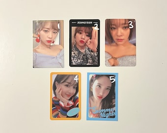 TWICE 「With Youth」 チェヨン、ダヒョン、ジョンヨン、ジヒョ フォト