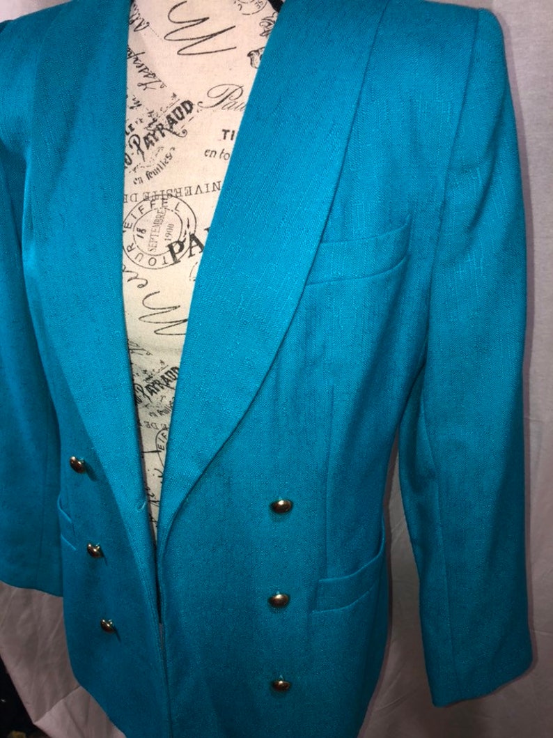 Gorgeous Vintage Blazer with Gold details