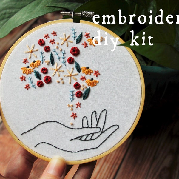 Floating Floral Magic Embroidery Kit / Hand Embroidery Pattern Digital PDF / Spring Embroidery Pattern Kit / Full Beginner Flowers Bohemian