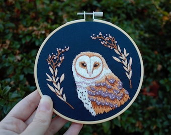 Barn Owl Embroidery Pattern PDF / Digital Hand Embroidery  / Beginner / Bird Spooky Halloween Witch Fall Autumn Dark