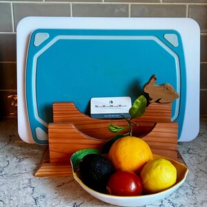 Natural Cedar Pine Wood Cutting Board Holder – Kitchen Organizer Caddy