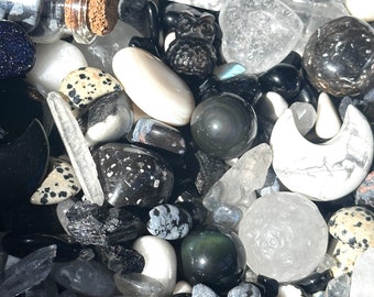 Full Moon Crystal Confetti Mystery Scoop Crystal Dip