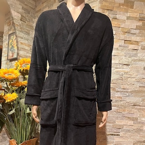 Men&#39;s Black Plush Robe Personalized with Custom Embroidery
