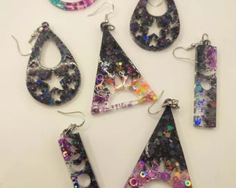 Bold SHAPE mismatched resin statement earrings. One of a kind. Handmade glitter earrings. Single earrings.