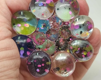 Flower power fidget. Happy flower. Tactile fidget. Sensory fidget. Stim. Sensory. Fidget. Resin. Visual stim. Finder. Tinker.