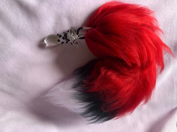 Red Fox Yarn Tail
