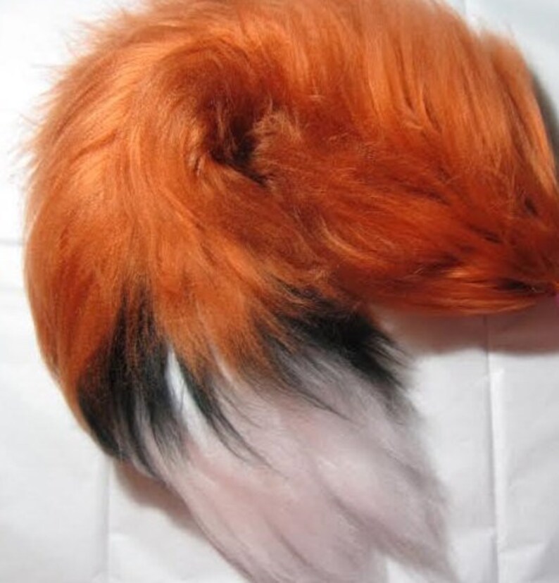 Natural Fox Yarn Tail