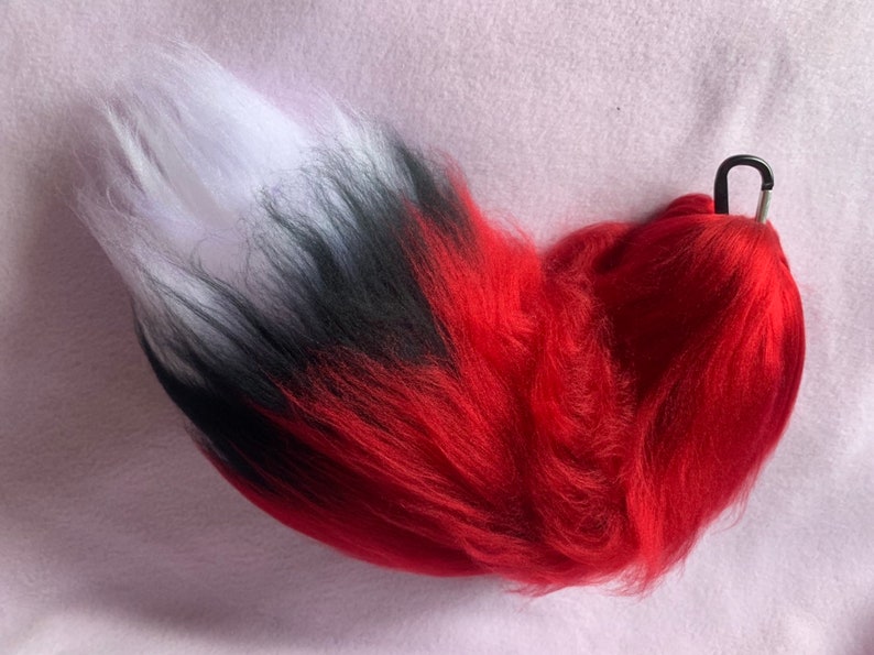 Red Fox Yarn Tail