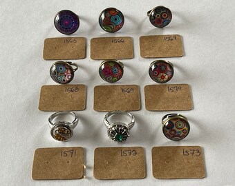 Adjustable brass bronze rings with 18 and 20mm cabochon and rings with snap button