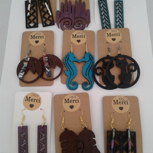 Wooden and stainless steel earring