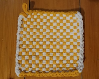 Agarradera de tela tejida en colores amarillo y blanco - 'Happy Checkerboard'