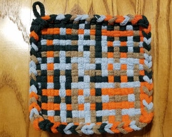 Agarradera tejida con bucles en naranja, azul claro, otoño y pino - 'Exteriores'