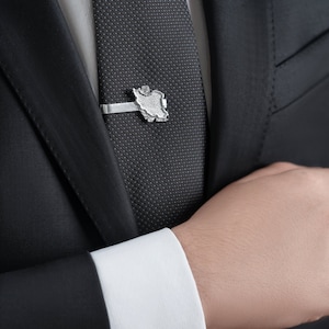 Pasador de corbata de plata esterlina con mapa de Irán, clip de corbata de Irán, pasador de corbata de plata artesanal hecho a mano, pasador de corbata minimalista moderno, diseño único, regalo para él
