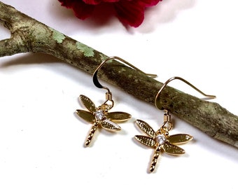 Dainty Gold Dragonfly Earrings, Small Dragonfly Dangle Earrings, Minimalist Earrings, Minimalist Jewelry , Summer Jewelry, Dragonfly Jewelry