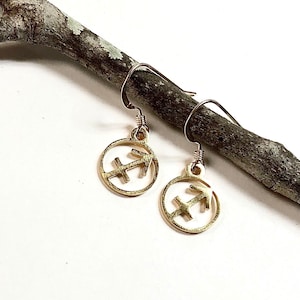 Gold Schütze Sternzeichen Sternzeichen Ohrringe, Schütze Ohrringe, Schütze Schmuck, Sternzeichen Ohrringe, Sternzeichen Schmuck, minimalistische Ohrringe