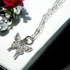 Zierliche Silber Schmetterling Halskette • Kleine Schmetterling Halskette • Minimalist Schmetterling Halskette • Sterling Silber Kette • Geschenk für Sie • Für Mama
