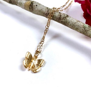 Dainty Gold Butterfly Necklace,Small Butterfly Necklace, Gold Layering Necklace, Minimalist Necklace, Minimalist Jewelry, Summer Jewelry