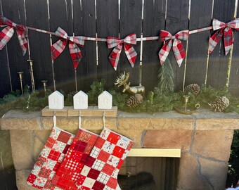 Red Plaid Bow Bunting | Classic Christmas Decor