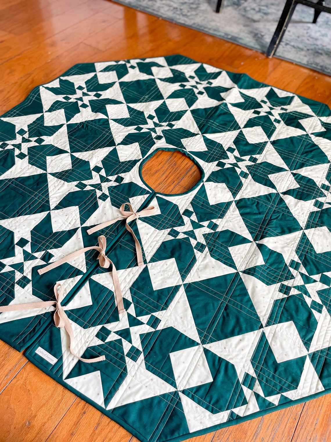 Quilted Green Holiday Tree Skirt White and Green Tree Skirt Modern Quilted Tree Skirt Winter