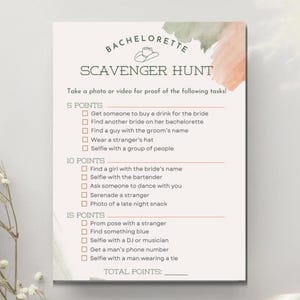 Bachelorette Scavenger Hunt Game, Desert Bachelorette Party Games, Scavenger Hunt for Hen Party, Bride-To-Be Bar Games, Hen Party Games
